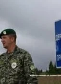 Тука анонсировал строительство стены на границе Луганской области с РФ