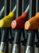 Власти ДНР временно ограничили уровень цен на бензин